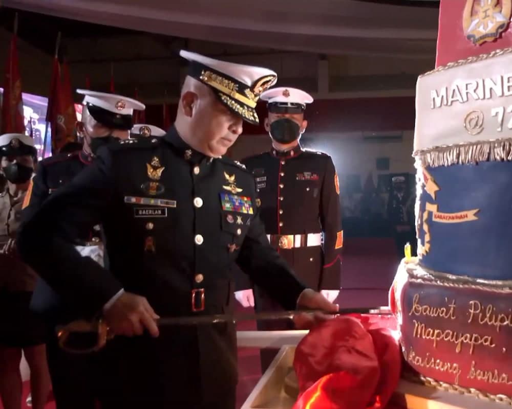 Major General Chaerlton Gaerlan heading the cake cutting ceremony.